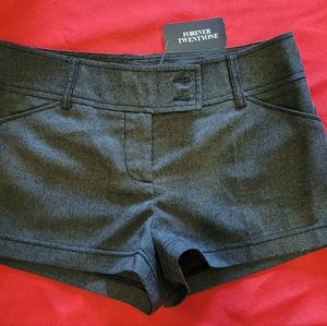 Grey Shorte (NWT)